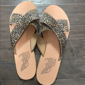 EUC Ancient Greek Sandals